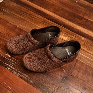 Dansko Clogs, never worn, mini leopard suede, size 38 (7.5-8 women’s)